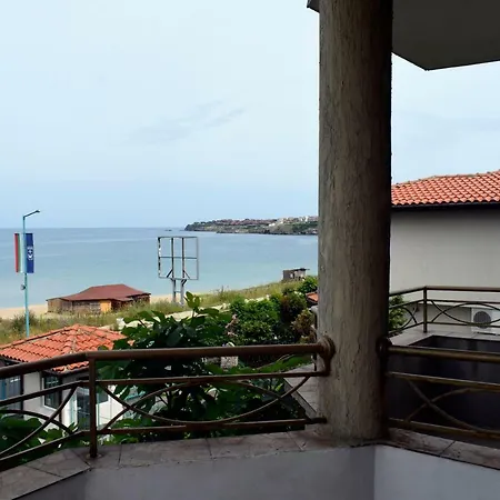 Apartament Lazur *